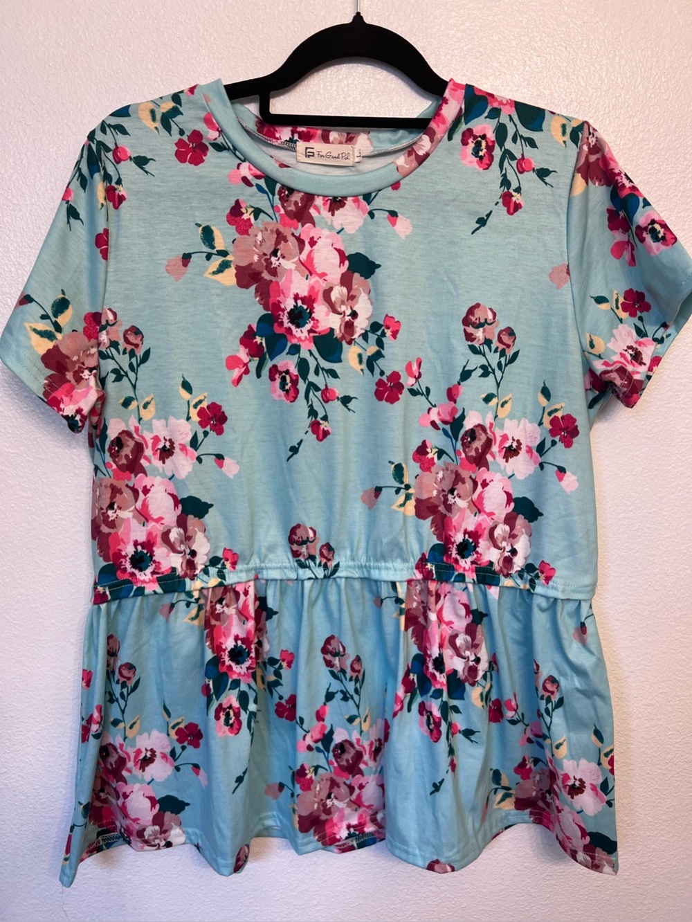 For G and PL Floral Peplum Top - Picture 2 of 7